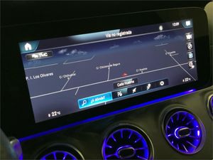 Mercedes Clase CLS 300 d 4MATIC  - Foto 2