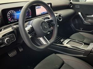 Mercedes Clase A 180 Compacto  - Foto 2