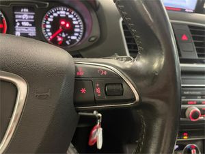 Audi Q3 Attraction 2.0 TDI 150CV quattro S tron  - Foto 2