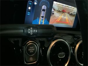 Mercedes Clase A 180 Sedán  - Foto 2