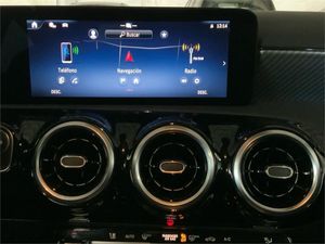 Mercedes Clase A 180 Sedán  - Foto 2