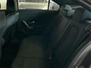 Mercedes Clase A 180 Sedán  - Foto 2