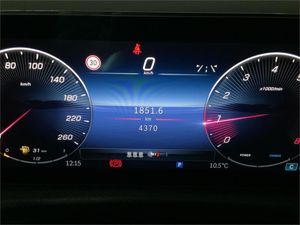 Mercedes Clase A 180 Sedán  - Foto 2