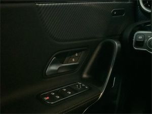 Mercedes Clase A 180 Sedán  - Foto 2