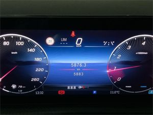 Mercedes Clase A 180 Sedán  - Foto 2