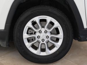 Jeep Compass 1.3 Gse T4 96kW (130CV) Longitude MT FWD  - Foto 2