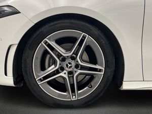 Mercedes Clase A 180 AMG Line (EURO 6d)  - Foto 2