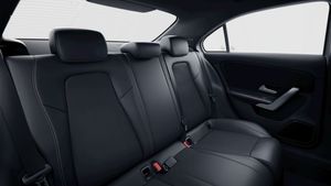 Mercedes Clase A Sedán A 200  - Foto 2