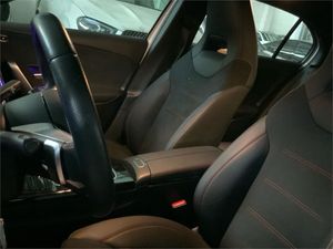 Mercedes Clase A 200 d  - Foto 2