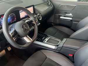 Mercedes GLA 200 d  - Foto 2