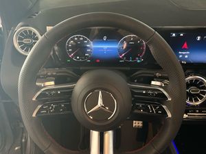 Mercedes GLA 200 d AMG Line (EURO 6d)  - Foto 2