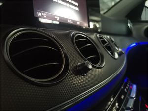 Mercedes Clase E 220 BlueTEC Avantgarde Plus  - Foto 2