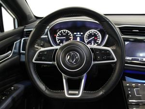 DFSK F5 1.5T Classic  - Foto 2