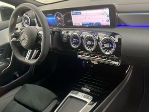 Mercedes CLA 250 e  - Foto 2