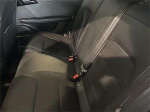 MG MG4 64kWh Luxury  - Foto 2