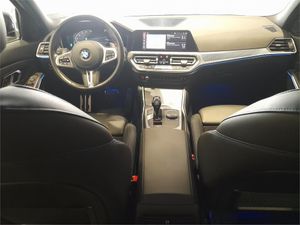 BMW Serie 3 320d Auto.Touring  - Foto 2