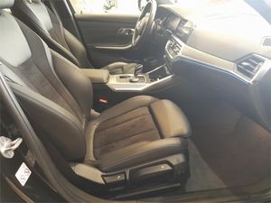 BMW Serie 3 320d Auto.Touring  - Foto 2