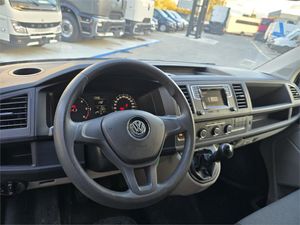 Volkswagen Transporter Furgón Largo TA 2.0 TDI 75kW (102CV) BMT  - Foto 2