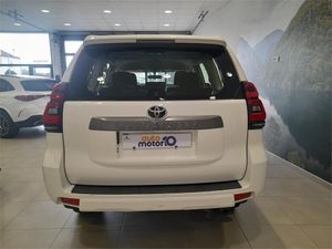 Toyota Land Cruiser 2.8 D-4D NX  - Foto 2