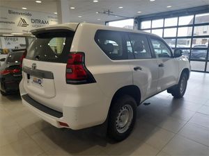 Toyota Land Cruiser 2.8 D-4D NX  - Foto 2