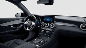 Mercedes GLC 200 d 4Matic AMG Line (EURO 6d)  - Foto 2