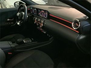 Mercedes Clase A Sedán A 180  - Foto 2