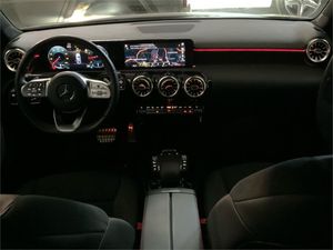 Mercedes Clase A Sedán A 180  - Foto 2