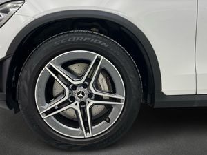 Mercedes GLC 220 d 4Matic AMG Line (EURO 6d)  - Foto 2