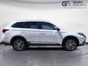 Mitsubishi Outlander 200 MPI MOTION 2WD 7 PLAZAS   - Foto 2