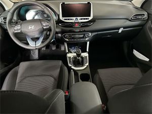 Hyundai i30 1.0 TGDI 48V Klass Fastback  - Foto 2