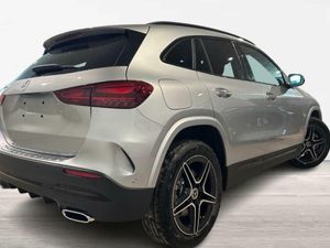 Mercedes GLA 200 D  - Foto 2