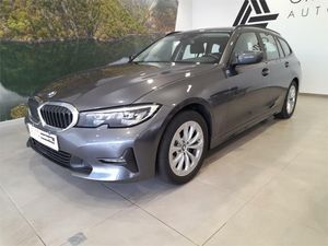 BMW Serie 3 318d Auto.Touring  - Foto 2