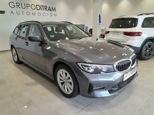 BMW Serie 3 318d Auto.Touring  - Foto 2