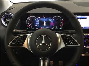 Mercedes GLA 200 D  - Foto 2