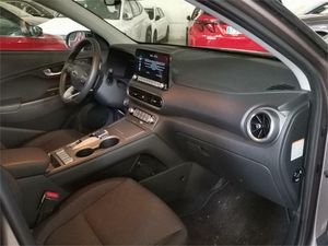 Hyundai Kona EV 115kW 48kWh Tecno 2C  - Foto 2