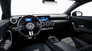 Mercedes CLA 200 D DCT Shooting Brake  - Foto 2