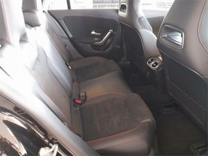 Mercedes CLA 200 D DCT 4MATIC Shooting Brake  - Foto 2