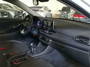 Hyundai i30 1.0 TGDI 48V Klass  - Foto 2