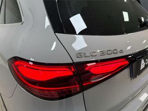 Mercedes GLC GLC 300 d 4MATIC  - Foto 2