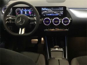 Mercedes GLA 200 D  - Foto 2