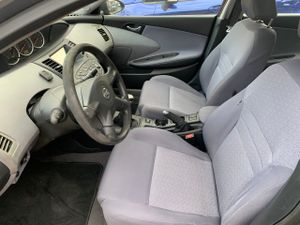 Nissan Primera 1.6 Comfort 5p   - Foto 10