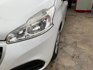 Peugeot 208 1.6 HDI LIKE BlueHDI   - Foto 17