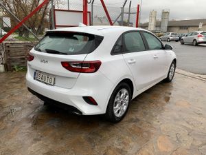 Kia Ceed 1.0 TGDi 88kW 120CV Concept   - Foto 5