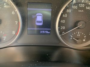 Hyundai i30 1.5 DPI ESSENCE   - Foto 13
