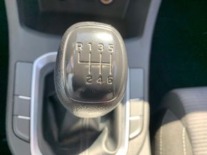 Hyundai i30 1.5 DPI ESSENCE   - Foto 17