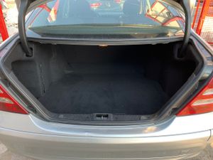 Mercedes Clase C 220 CDI SPORT EDITION   - Foto 8