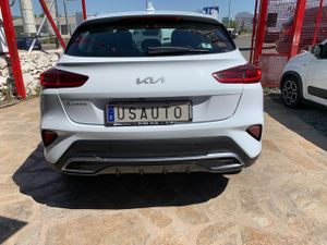 Kia XCeed 1.0 TGDi Drive   - Foto 7