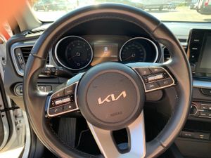 Kia XCeed 1.0 TGDi Drive 120   - Foto 14