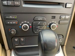 Volvo XC90 D5 EXECUTIVE AUTO 7 PLAZAS   - Foto 15