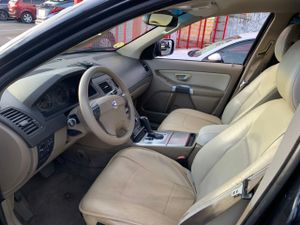 Volvo XC90 D5 EXECUTIVE AUTO 7 PLAZAS   - Foto 9